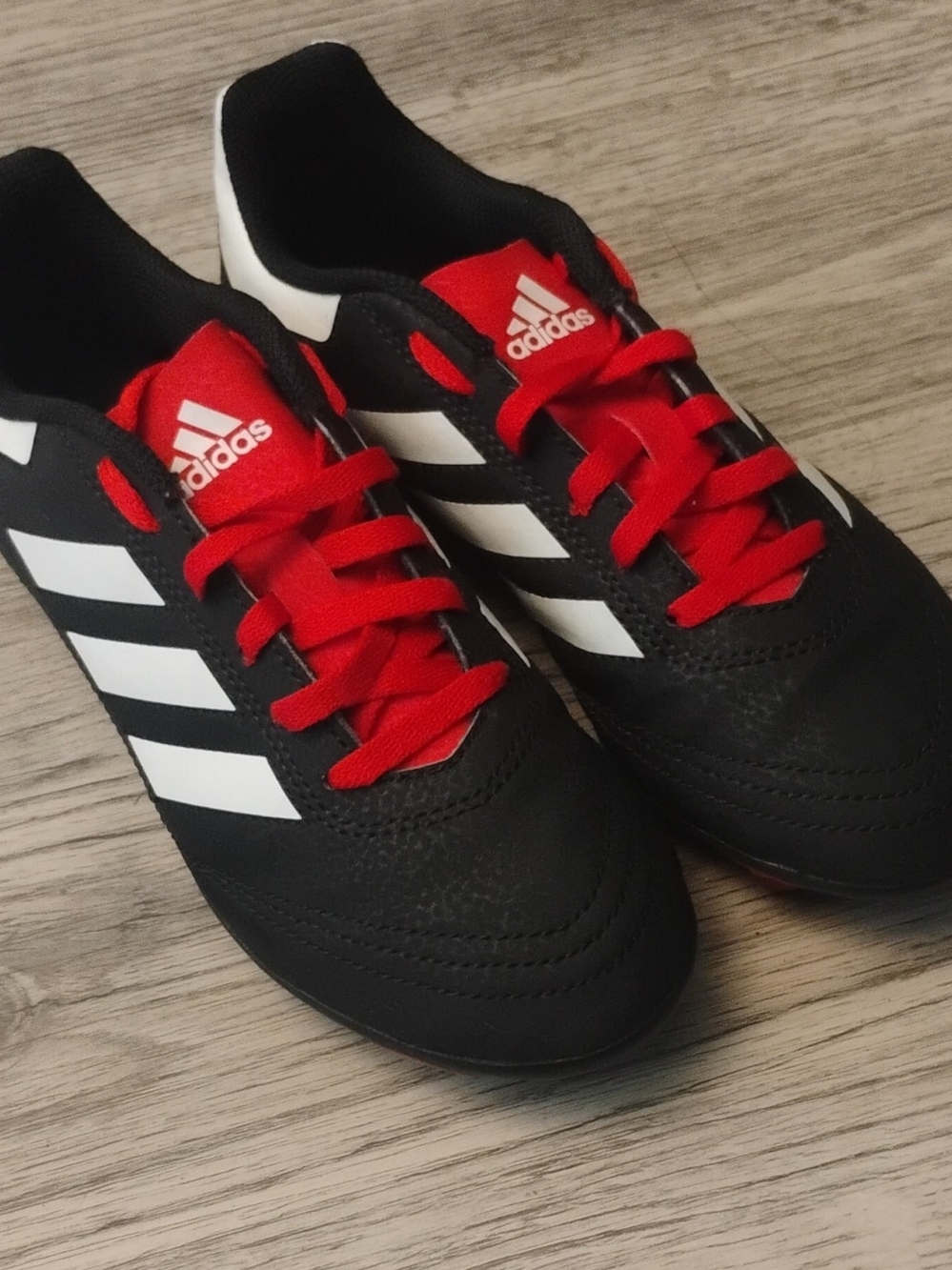 Adidas Kids Black & Red Soccer Shoes Size 2.5